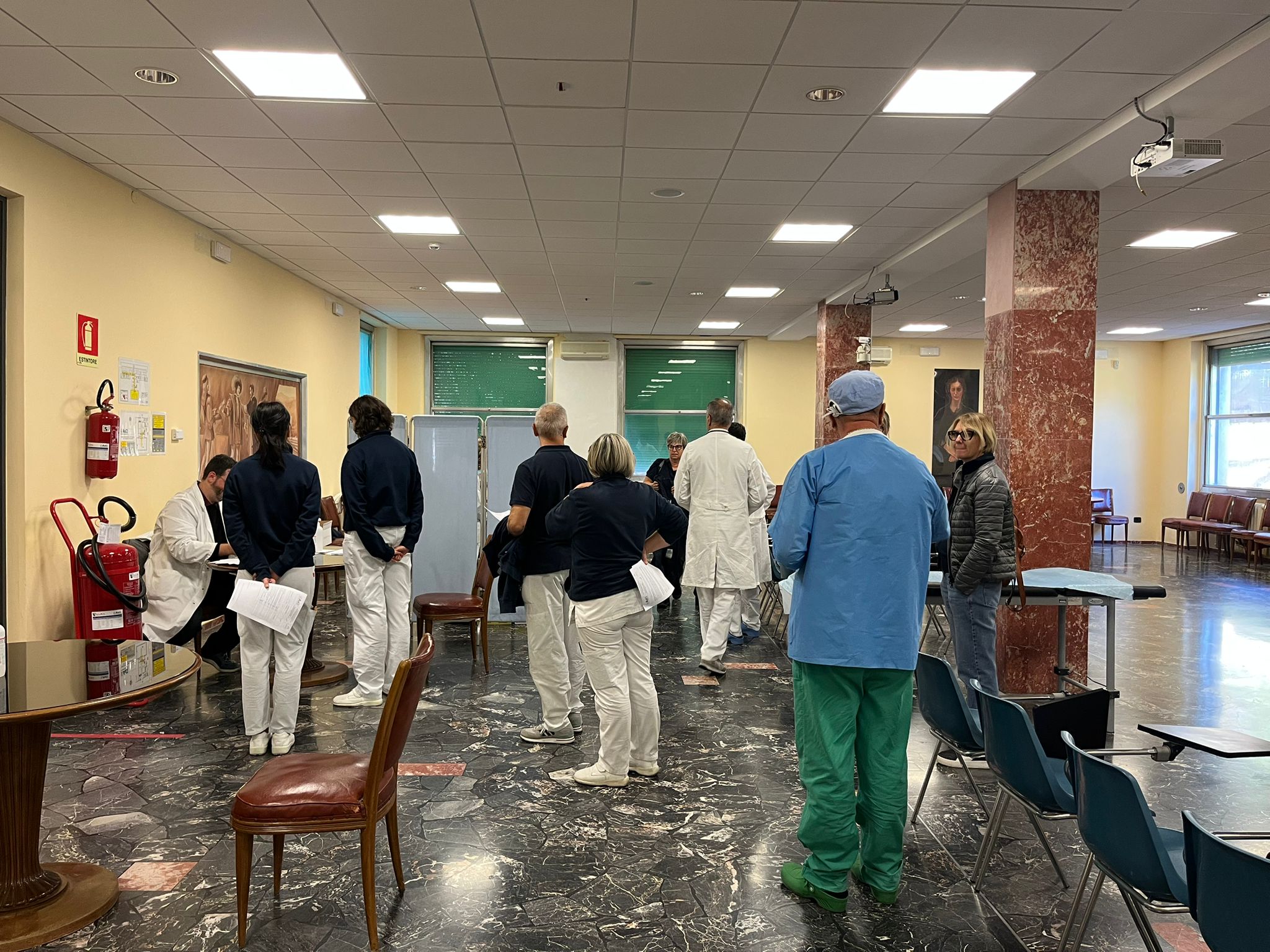 operatori  in attesa di vaccinarsi